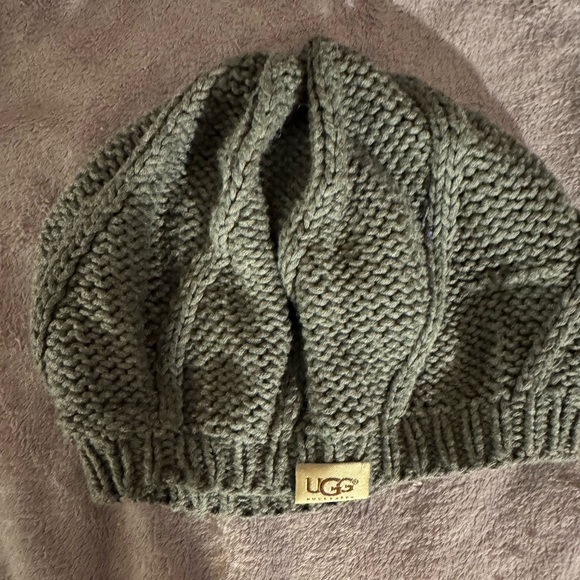 UGG Accessories - UGG Olive Knit Hat